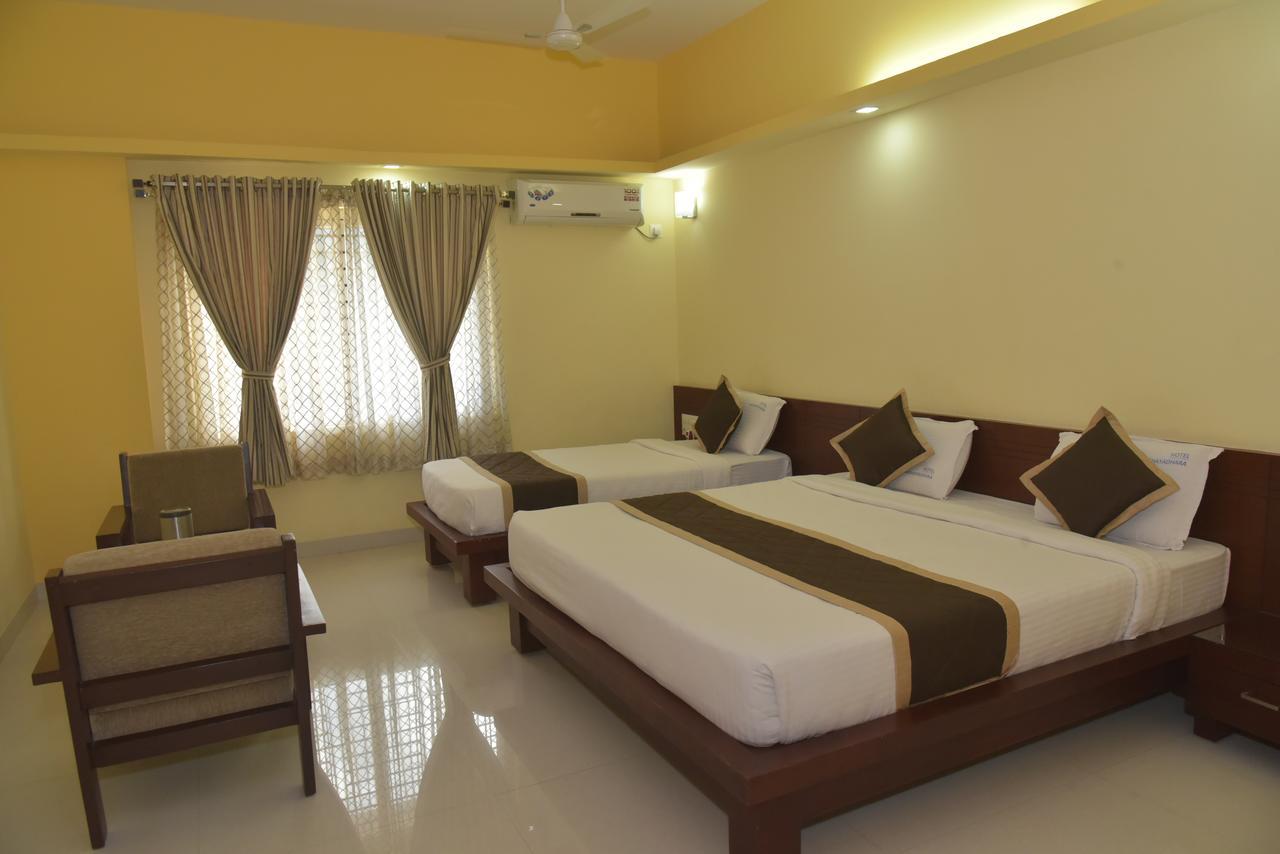 Hotel Akshayadhara Subrahmanya Extérieur photo